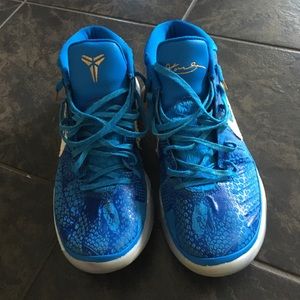 COPY - Kobe A.D. Mid 'DeMar DeRozan' PE